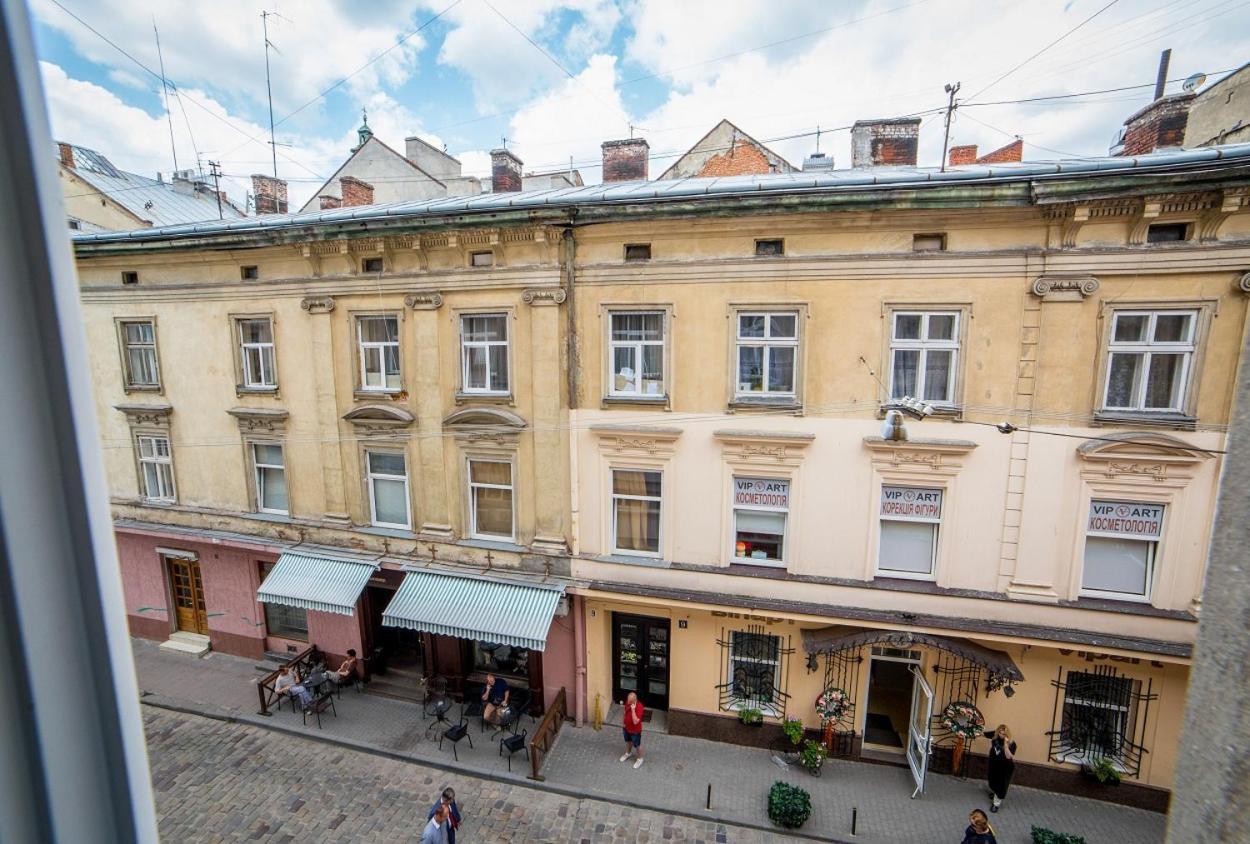 Апартаменти На Площі Ринок З Новим Сучасним Ремонтом Lviv Buitenkant foto